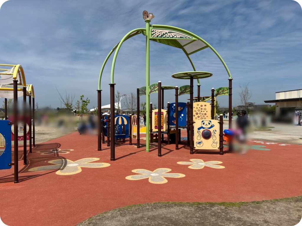 安城市・碧南市：油ヶ淵公園（安城市側）遊具