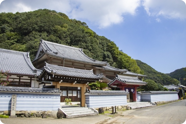 岩屋寺「千年の森 岩屋寺マルシェ」2026年10月